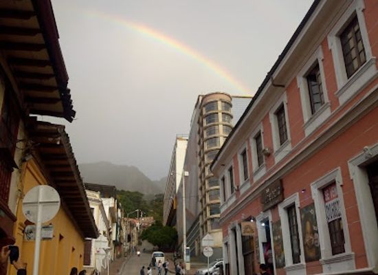 colombia/pacific-region/landmark/el-establo-de-pegaso-libro-cafe