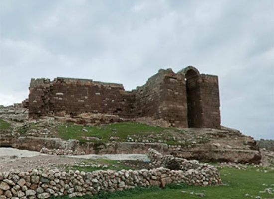 turkiye/pontus/landmark/cimdin-kalesi
