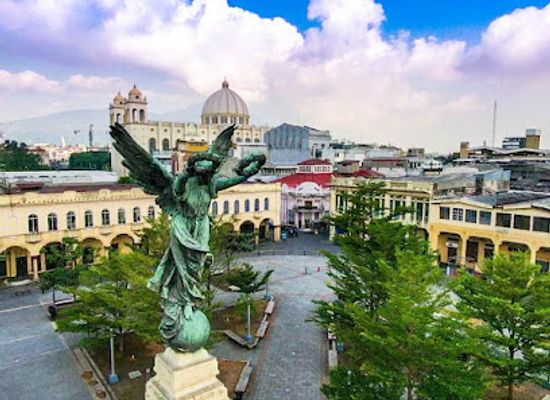 el-salvador/central-region/landmark/liberty-plaza