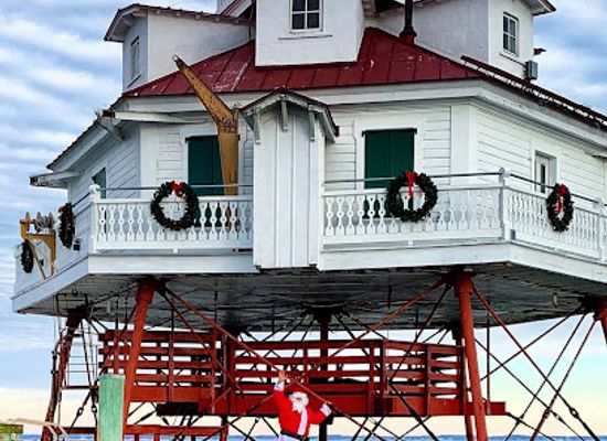 maryland/chesapeake-bay-area/landmark/thomas-point-shoal-lighthouse