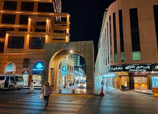 saudi-arabia/jeddah/al-balad/landmark/bab-alfurdhah