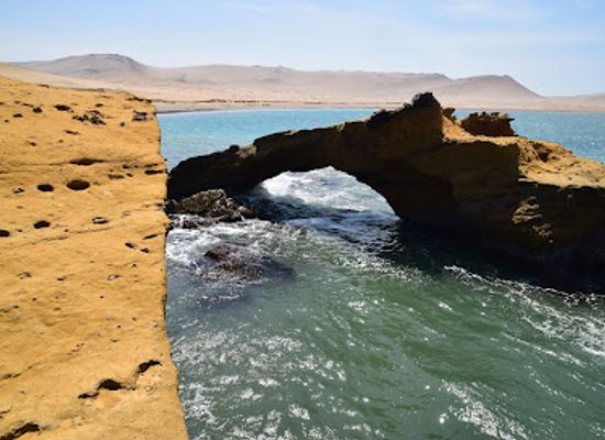 peru/paracas-national-reserve/landmark/playa-mendieta