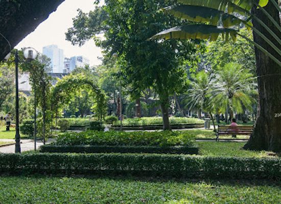 vietnam/ho-chi-minh-city/district-10/landmark/di-tich-mo-co-ho-lam