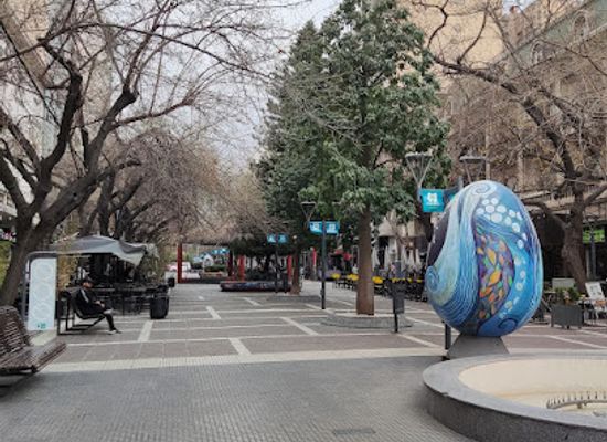 argentina/mendoza/landmark/paseo-peatonal-charif