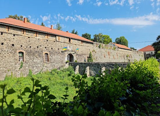 ukraine/transcarpathia/landmark/uzhhorod-astle-transcarpathian-museum-of-regional-history-named-after-tyvodar-lehotsky