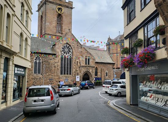 guernsey/st-peter-port/landmark/town-church-of-st-peter-port