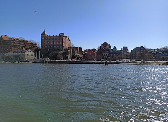 sweden/gothenburg/landmark/oceanbus