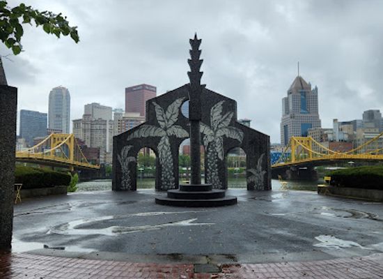 pennsylvania/pittsburgh/north-shore/landmark/allegheny-park-statue
