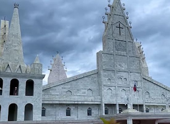 india/aizawl/landmark/solomon-s-temple-aizawl