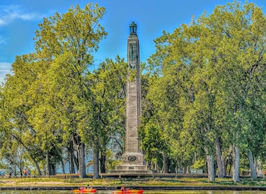 pennsylvania/erie/landmark/presque-isle-boat-tours-lady-kate