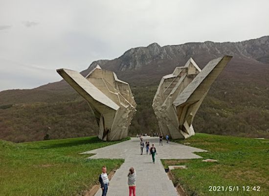 bosnia-and-herzegovina/sutjeska-national-park/landmark/battle-of-sutjeska-museum
