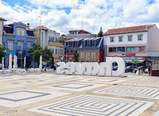 portugal/chaves/landmark/monumento-nome-chaves