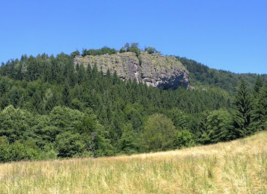 slovakia/podpolanie/landmark/janosikova-skala