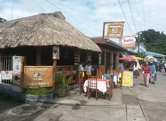 guatemala/livingston/landmark/happy-fish-travel