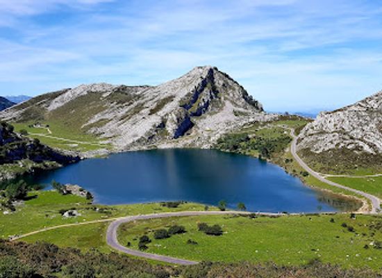 spain/picos-de-europa/landmark/picos-de-europa-national-park