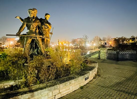 illinois/elgin/landmark/pioneer-park