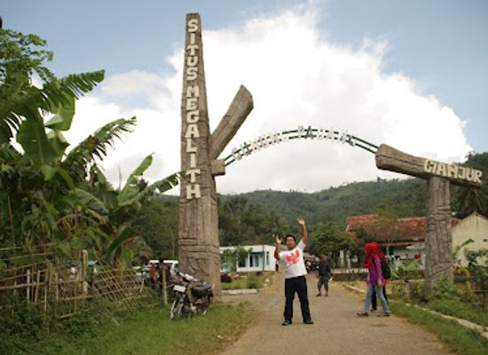 indonesia/west-java/landmark/gunung-padang