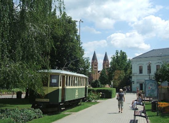 hungary/nyirseg/landmark/a-nyiregyhazi-villamos