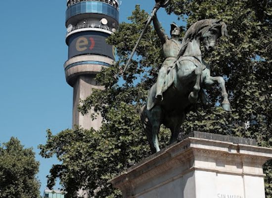chile/metropolitan-region-of-santiago/landmark/monument-to-general-jose-de-san-martin