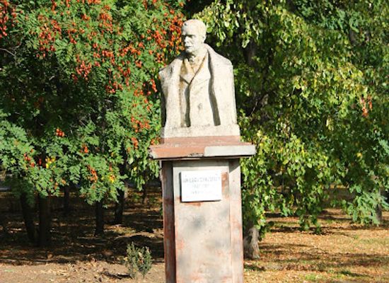 romania/galati/landmark/caragiale