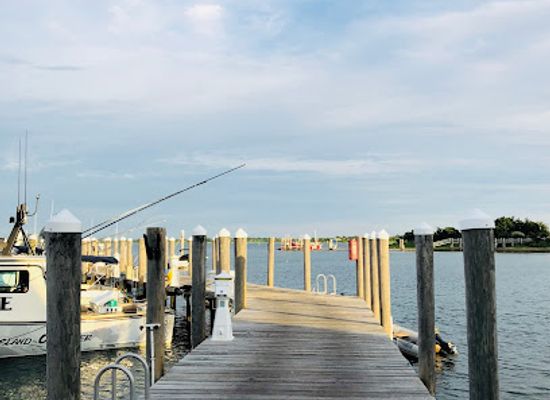 new-york/montauk/landmark/sailing-montauk-s-catamaran-mon-tiki