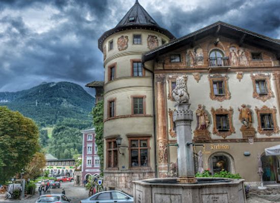 germany/berchtesgaden-national-park/landmark/marktbrunnen