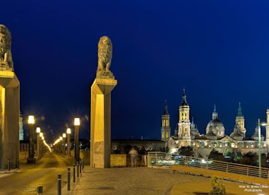 spain/aragon/landmark/stone-bridge-zaragoza