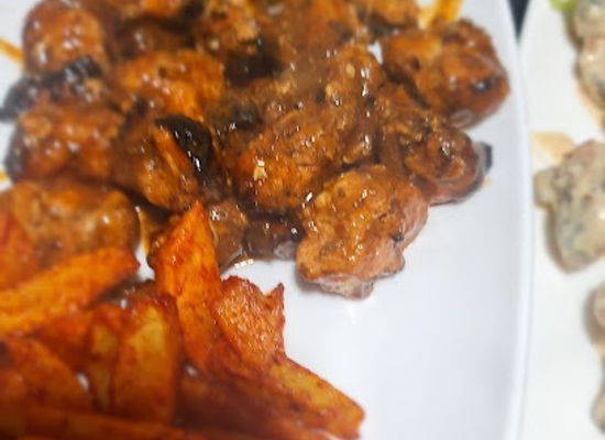 malawi/blantyre/landmark/manno-salwa-restaurant