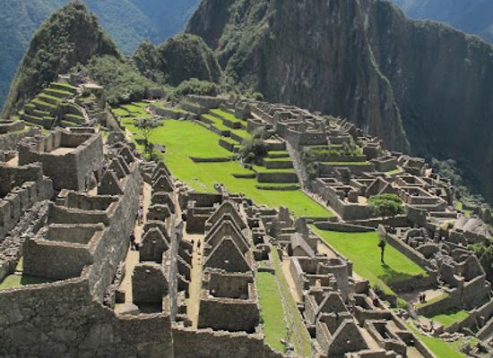 peru/machu-picchu/landmark/temple-of-the-three-windows