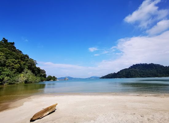 malaysia/pulau-pangkor/landmark/pantai-teluk-dalam