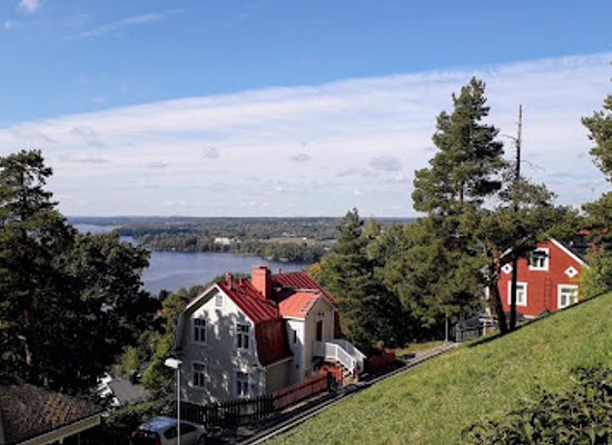 finland/tampere/pispala/landmark/monument-to-the-red-guards
