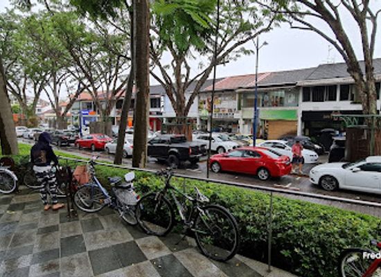 singapore/serangoon/landmark/plonk