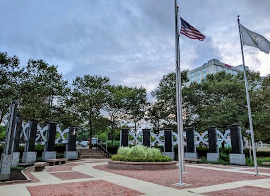 rhode-island/providence/federal-hill/landmark/war-memorial