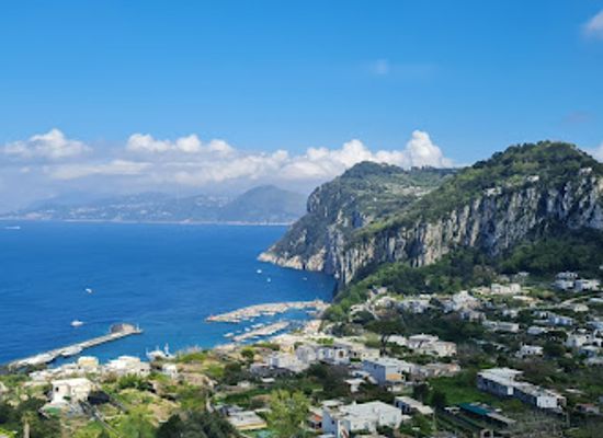italy/capri/landmark/capri-day-tour