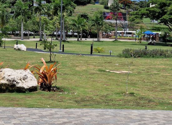 jamaica/montego-bay/hip-strip/landmark/harmony-beach-park