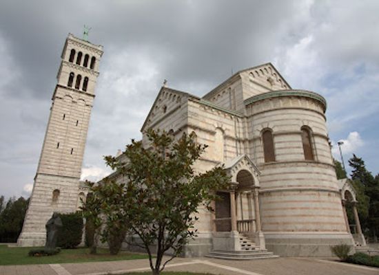 croatia/pula/landmark/church-of-our-lady-of-the-sea