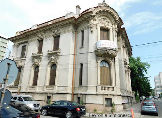 romania/drobeta-turnu-severin/landmark/art-museum