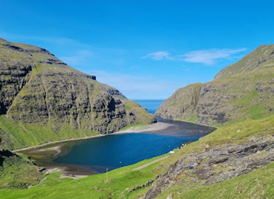 faroe-islands/saksun/landmark/saksun-vandfald-og-historie