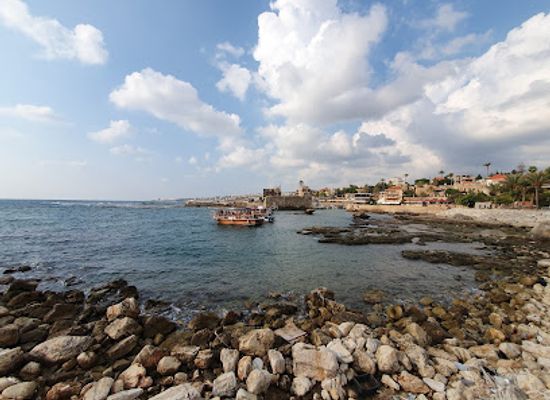 lebanon/byblos/landmark/bahsa-beach