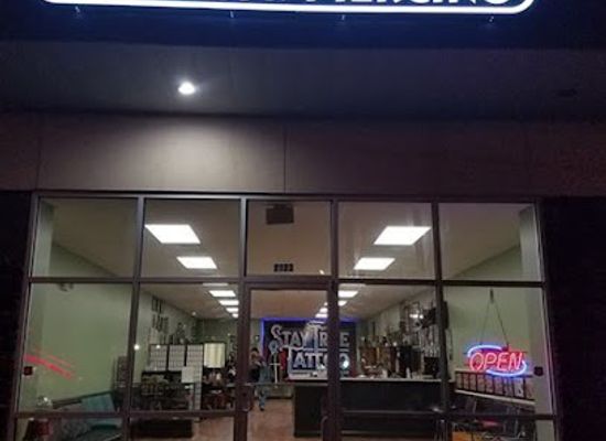 missouri/sedalia/landmark/stay-true-tattoo