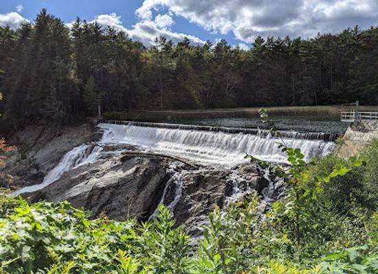 vermont/upper-valley/landmark/quechee-state-park