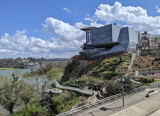 tennessee/chattanooga-valley/landmark/hunter-museum-of-american-art