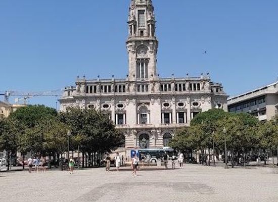 portugal/minho/landmark/praca-gen-humberto-delgado
