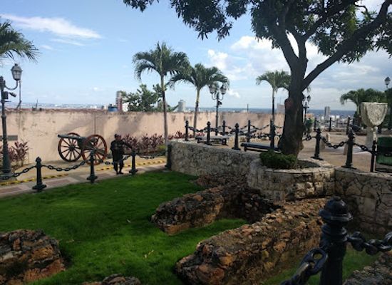 ecuador/guayas-region/landmark/museo-de-los-equipos-del-astillero-barcelona-emelec