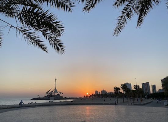 kuwait/salmiya/landmark/marina-beach