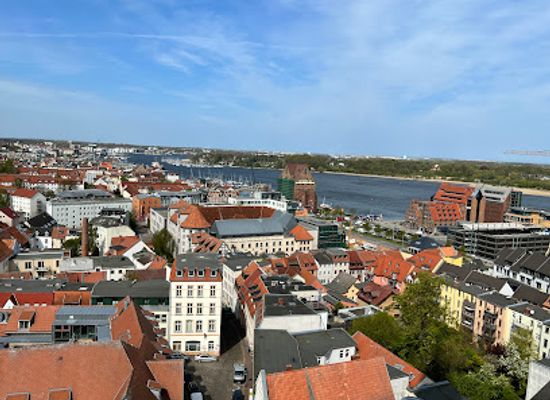 germany/rostock/landmark/sankt-petri-kirche