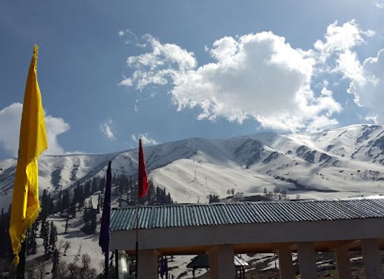 india/gulmarg/landmark/gandola-2nd-phase-afarwat-station