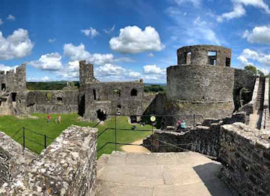 united-kingdom/dyfed/attraction/national-trust-dinefwr-2