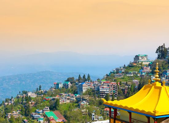 india/northeast-india/landmark/tiger-hill-darjeeling