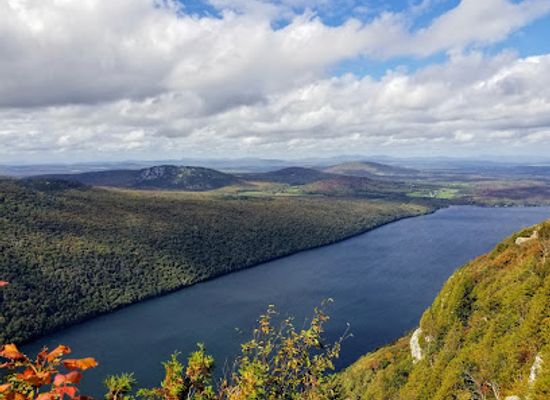 vermont/green-mountains/landmark/mt-pisgah